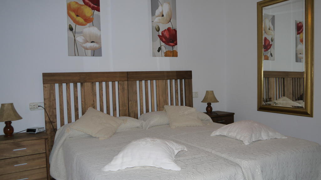 Can Gat Sant Carles de Peralta Quarto foto