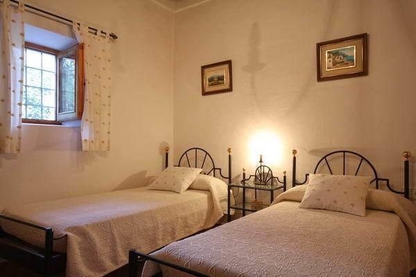 Can Gat Sant Carles de Peralta Quarto foto