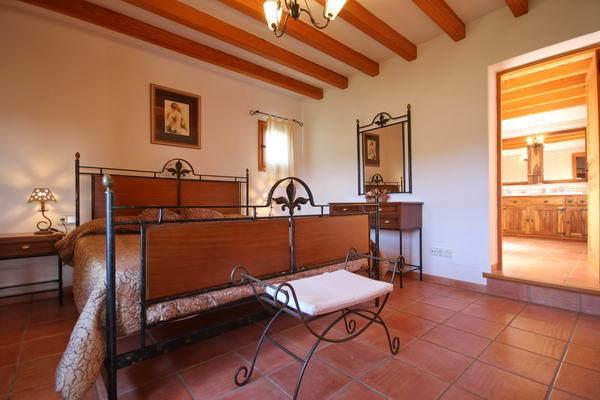 Can Gat Sant Carles de Peralta Quarto foto