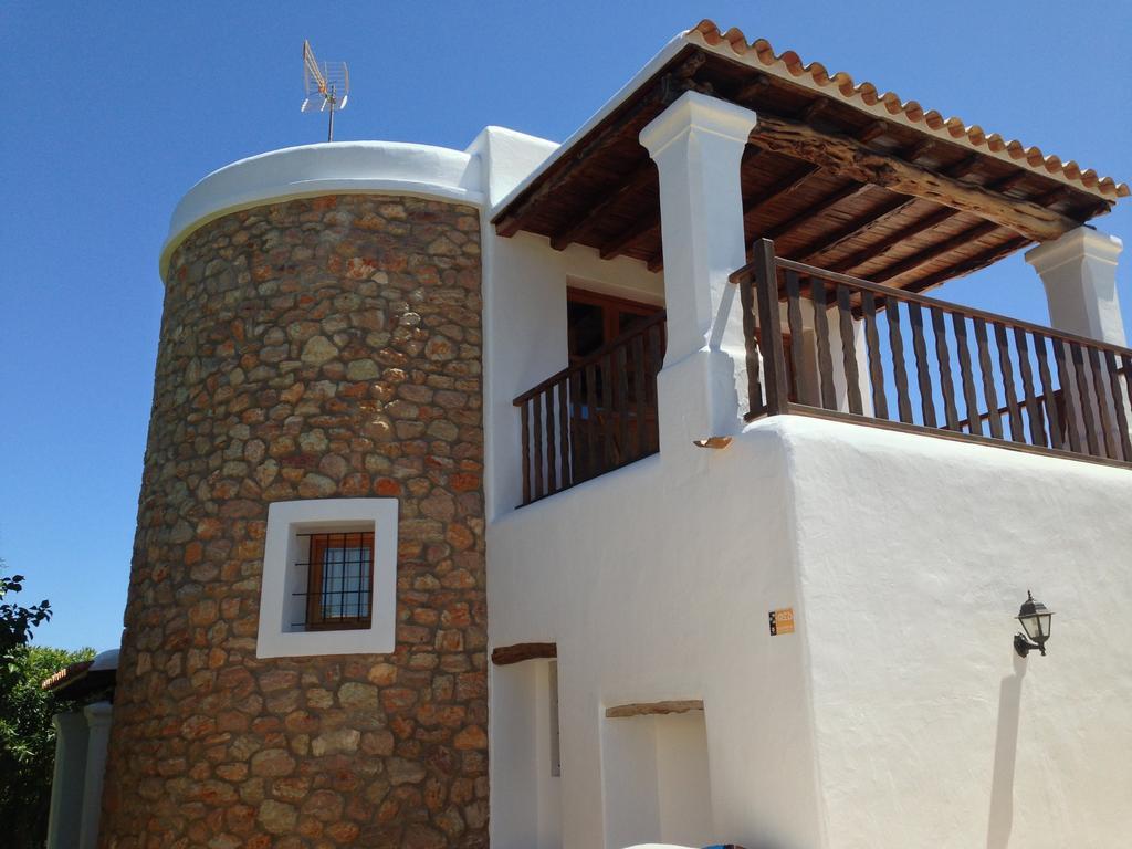 Can Gat Sant Carles de Peralta Quarto foto